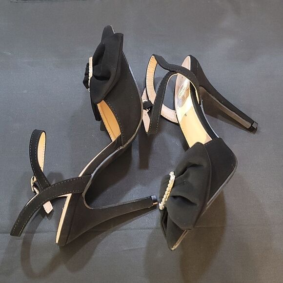 BRAND NEW FOREVER  FLOWER BOWNOT POINTED TOE HIGH HEEL STILETTO SANDAL - Picture 12 of 12